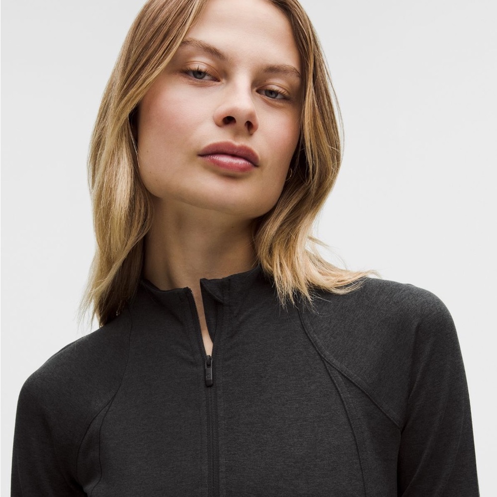Lululemon Softey Suedey Zip Up Jacket - Picture 4 of 8